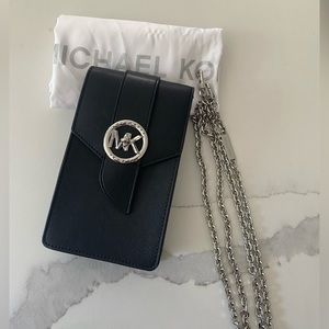 Michael Kors Phone Wallet